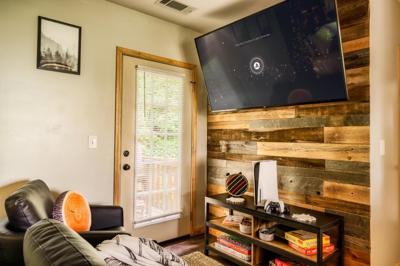 Mountainside - New Luxury Cabin-Fire Table-Hot Tub-3 Pools-Ps5-Bears 蓋特林堡 外观 照片