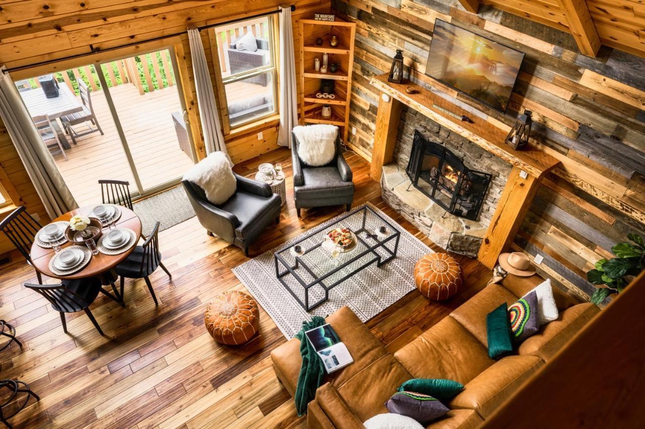 Mountainside - New Luxury Cabin-Fire Table-Hot Tub-3 Pools-Ps5-Bears 蓋特林堡 外观 照片